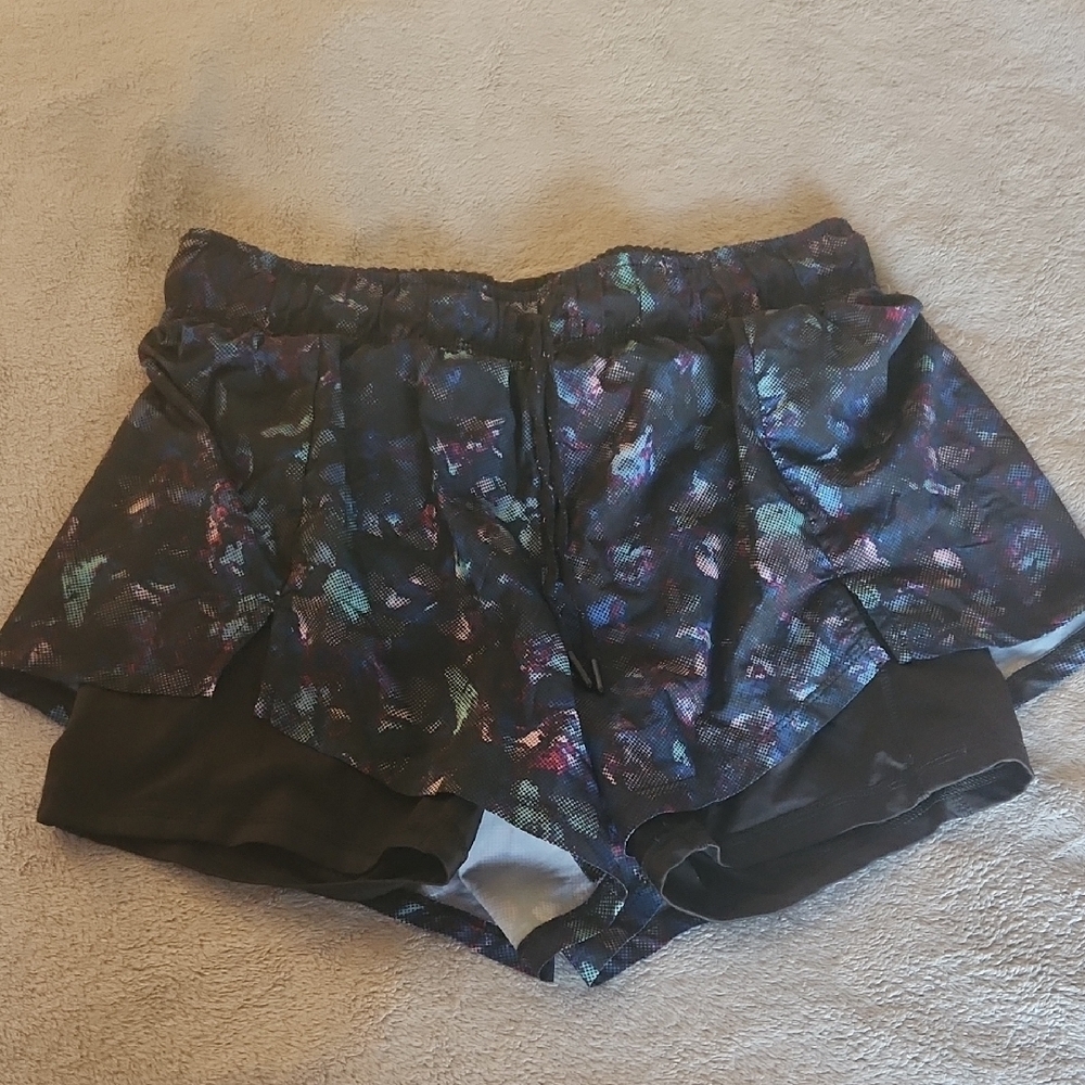 Avia Black Floral-Print Layered Athletic Shorts Women's M
